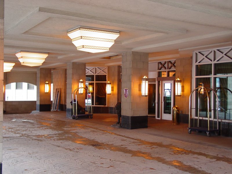 Palace Royale Entrance